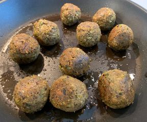 Vegan meatballs 