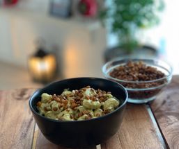 Healthy Macaroni with Cashew Herb Cream and Vegan "Bacon" Bits